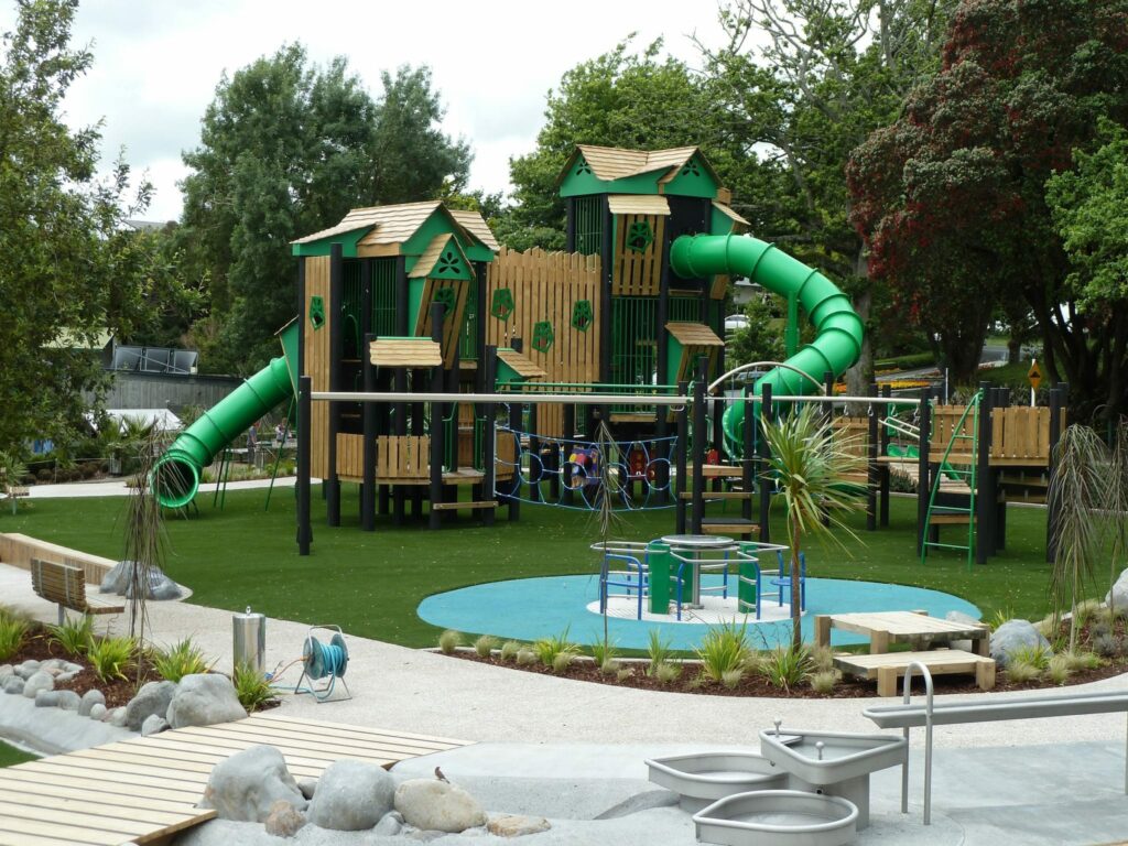 Mega-Tube-Slide-Hamilton-Lake-1