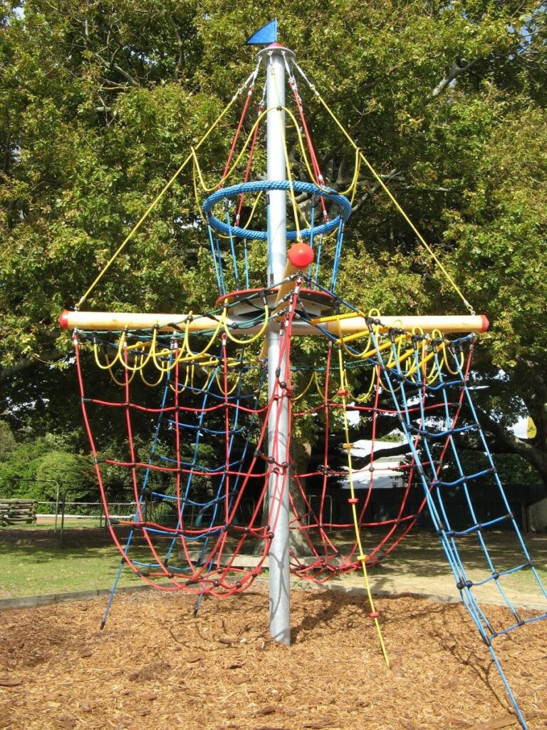 Lytton-St-Sch-pirate-tower