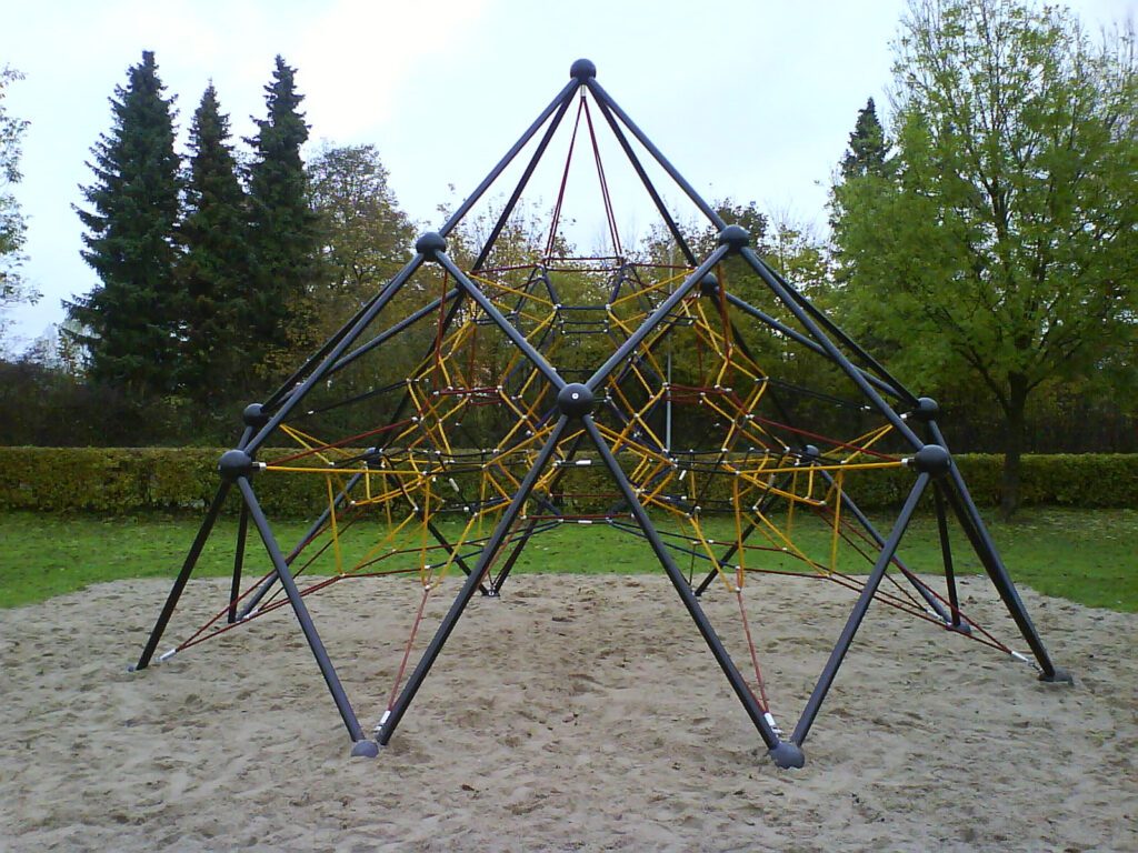 Tongariro-black-frame