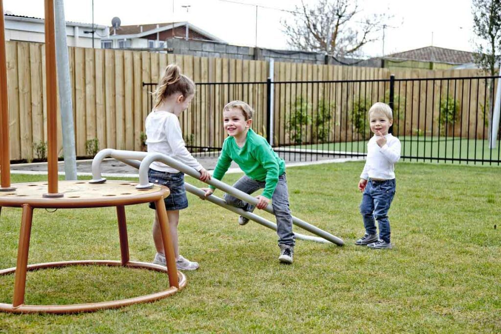 Bambino-Escalator-Rails