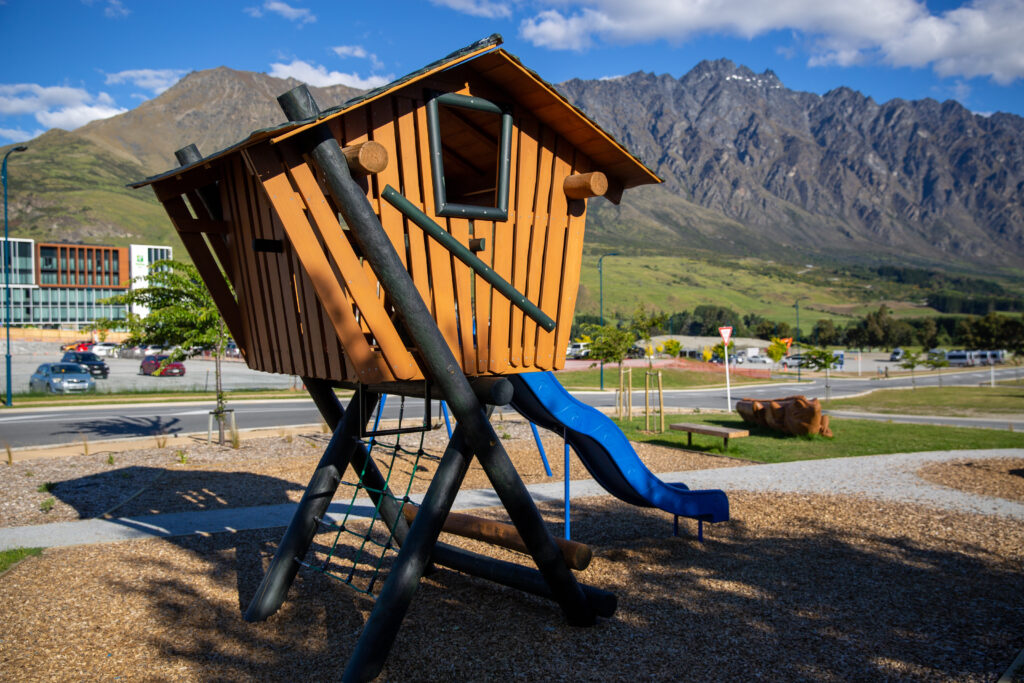 Remarkables-Shopping-Centre-Queenstown-4