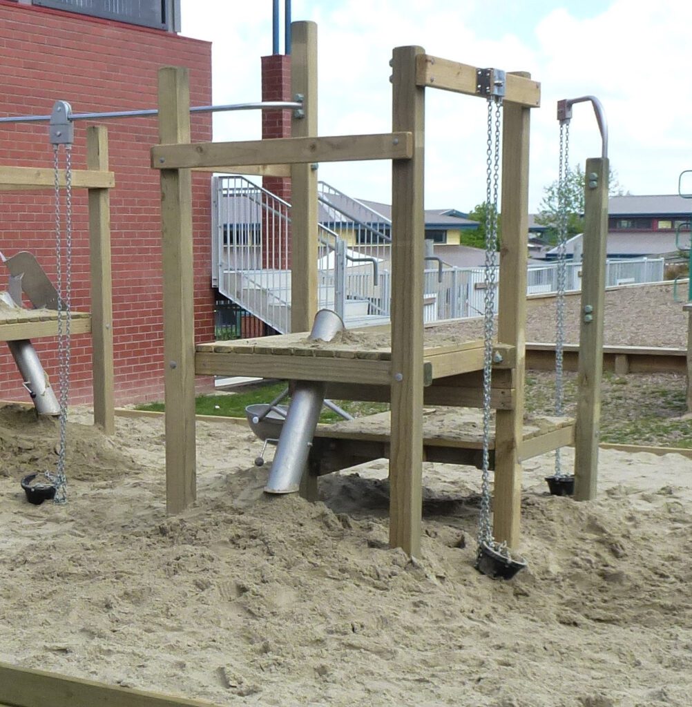 sand-tube-with-gate-1