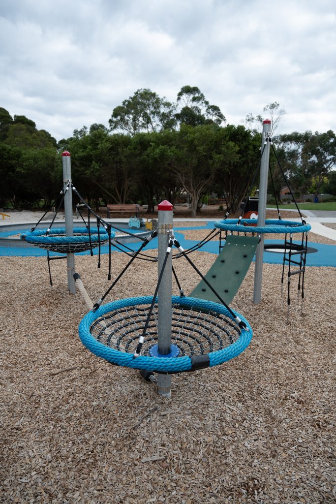 2m high Fortuna Play Course 3-part 4591_Ray Bastin Reserve,