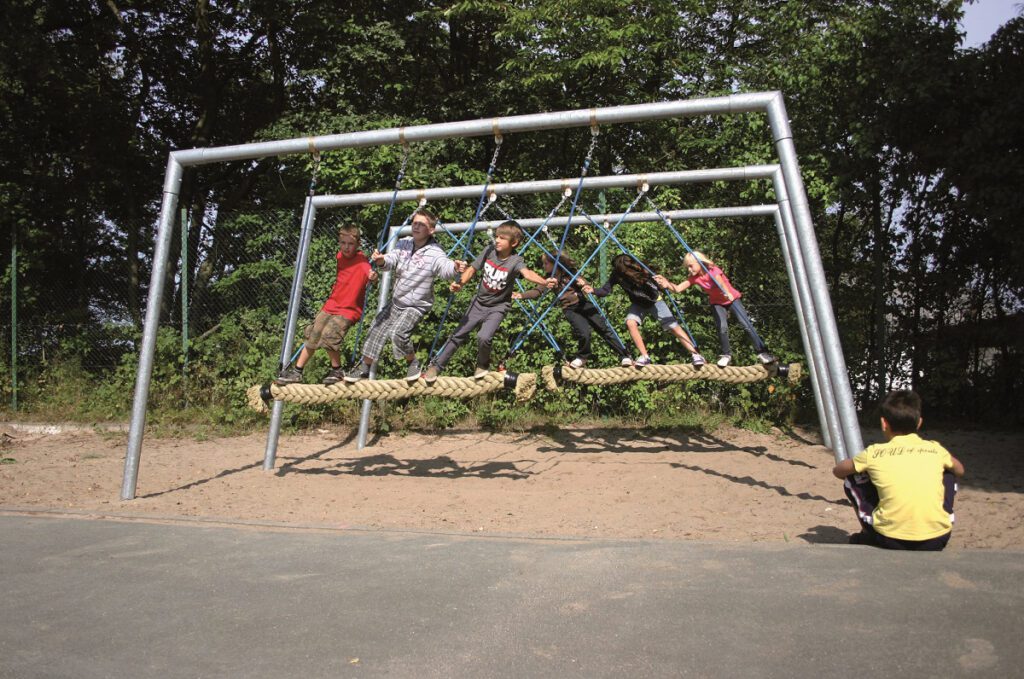 Cyclops-Snake-Swing-3-seater-Double-model