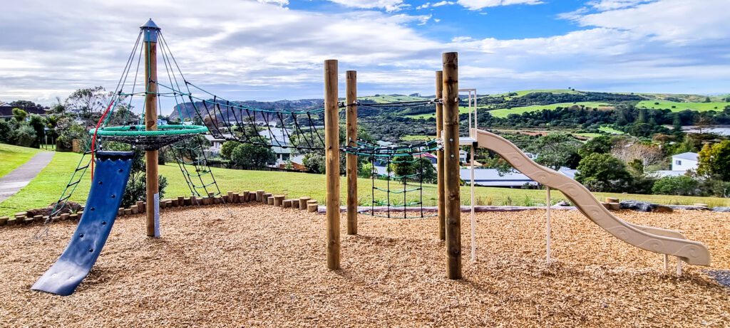 Everard-Reserve-3.95M-Little-Eagles-Nest-Prairie-web-1