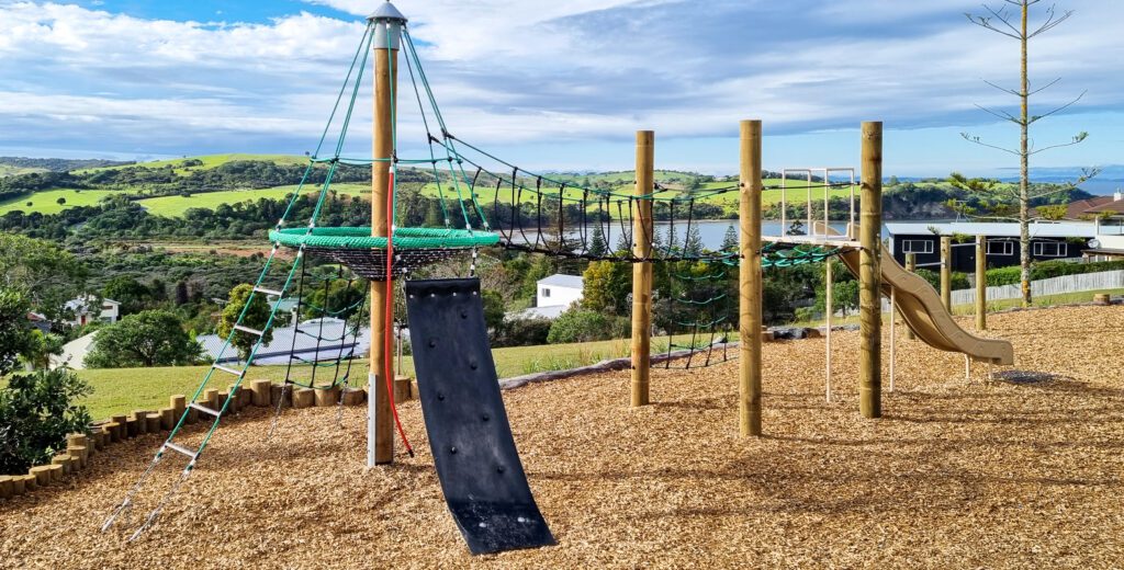 Everard-Reserve-3.95M-Little-Eagles-Nest-Prairie-web