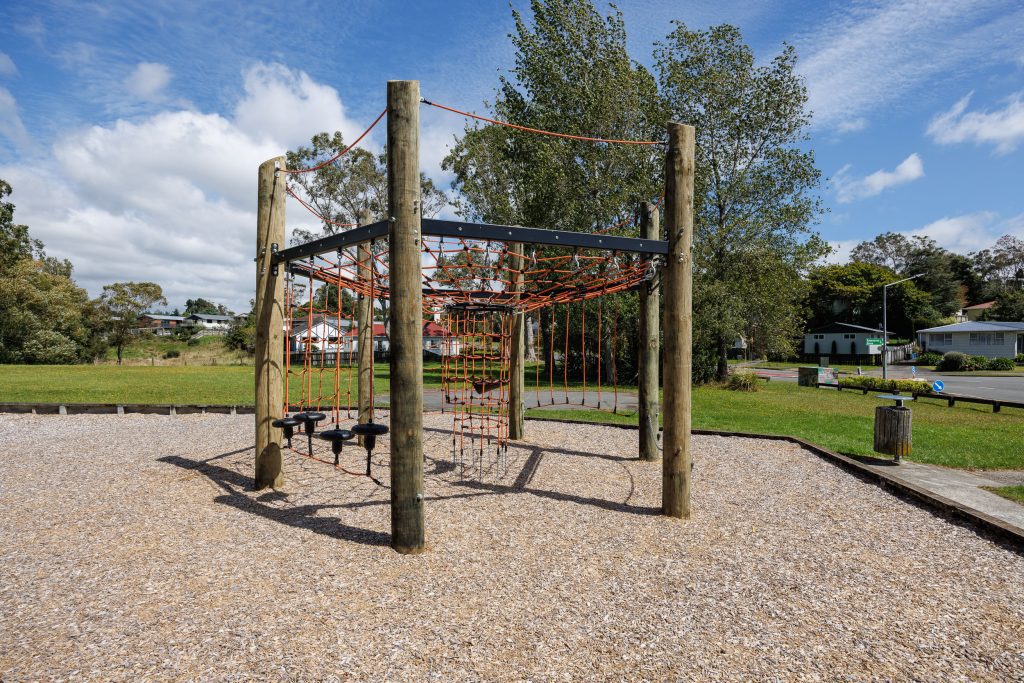 Timberlea park - low res 007