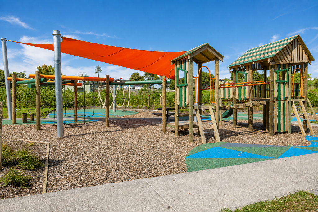 Koroī / Clayburn Reserve Playground